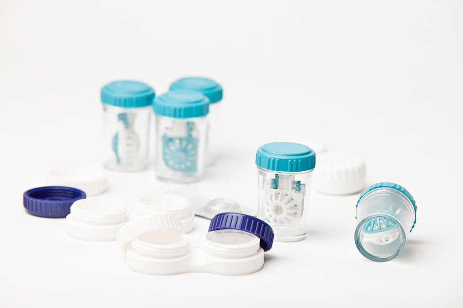 accessories for disinfecting contact lenses