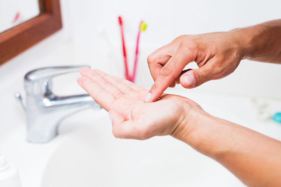 Cleaning contact lenses without putting contacts in water