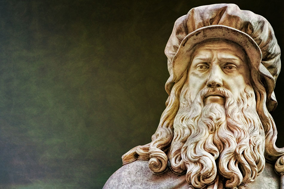 Statue of Leonardo da Vinci marking the history of contact lenses