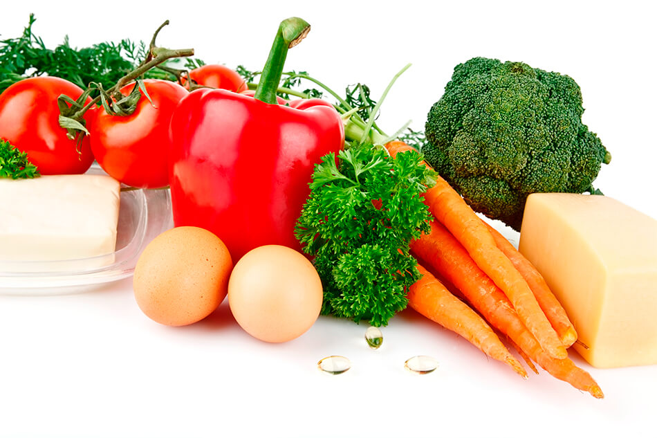 eggs, carrots and other foods rich in vitamin A